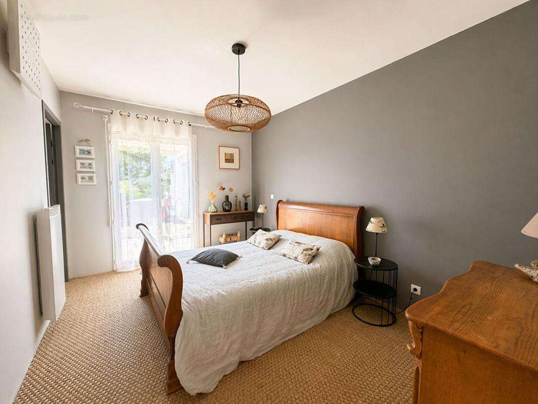Maison familiale de standing avec piscine, suite parentale et appartement indépendant - photo 7