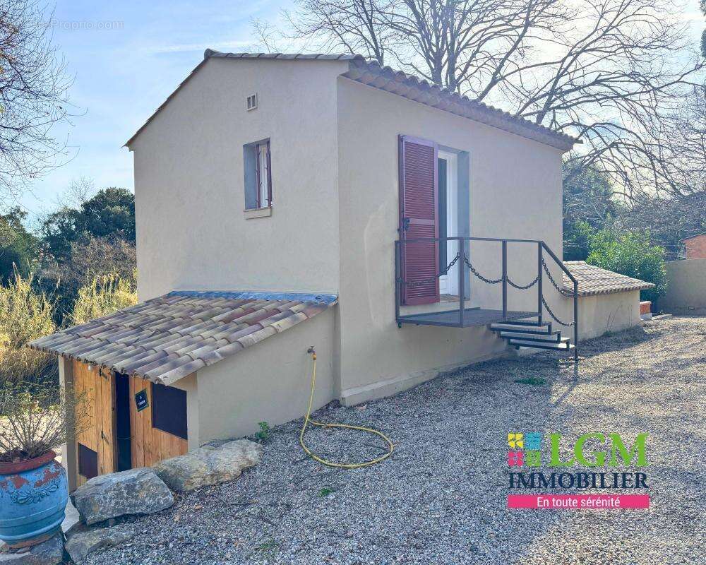 Maison à PLAN-DE-LA-TOUR