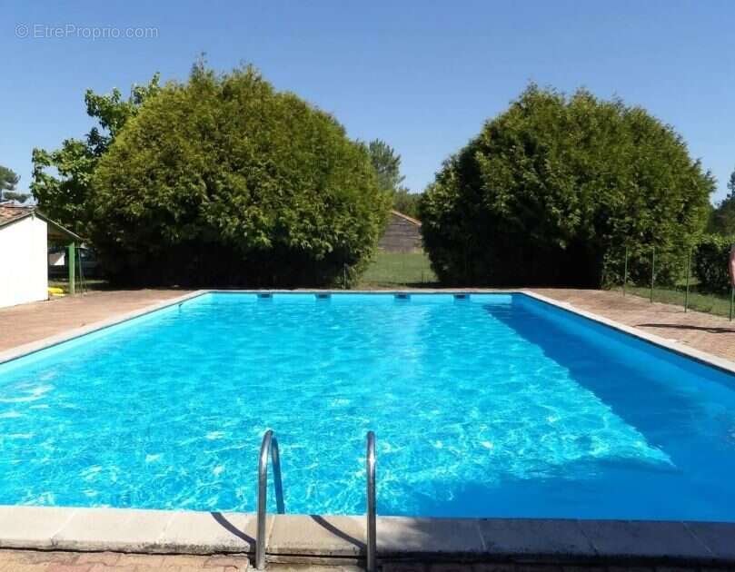 Appartement à NAUJAC-SUR-MER