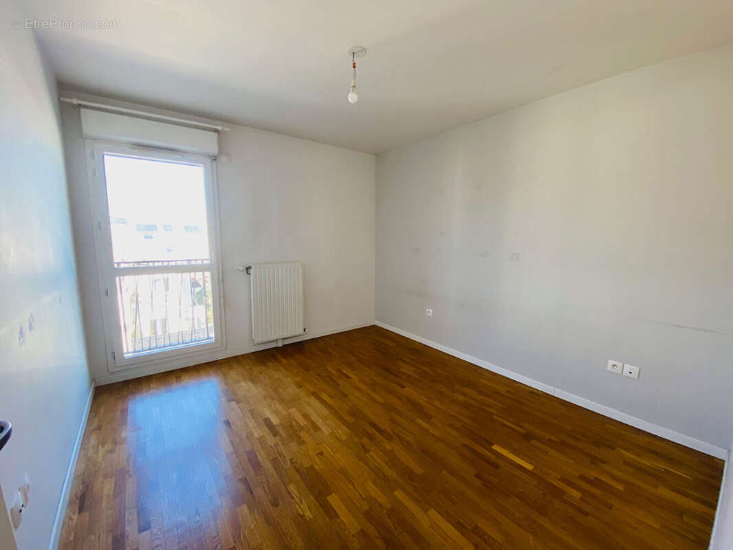 Appartement à LE PERREUX-SUR-MARNE