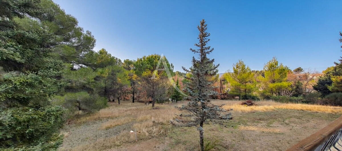 Maison à PIERREVERT