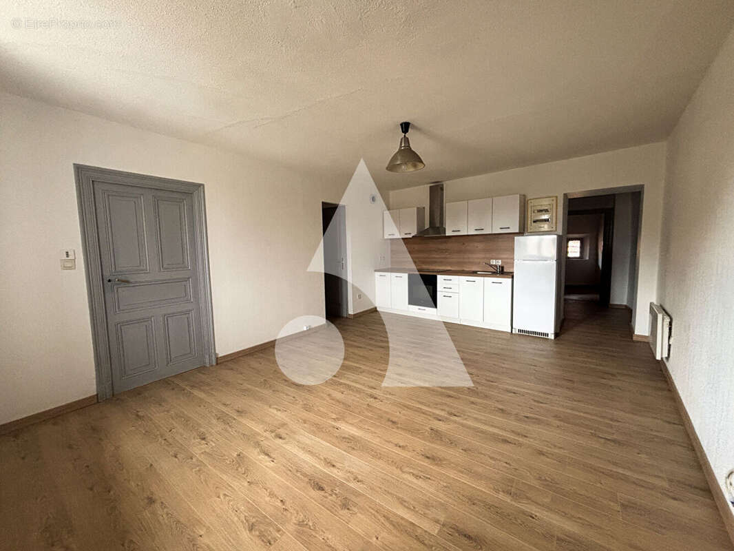 Appartement à BELLEGARDE-SUR-VALSERINE