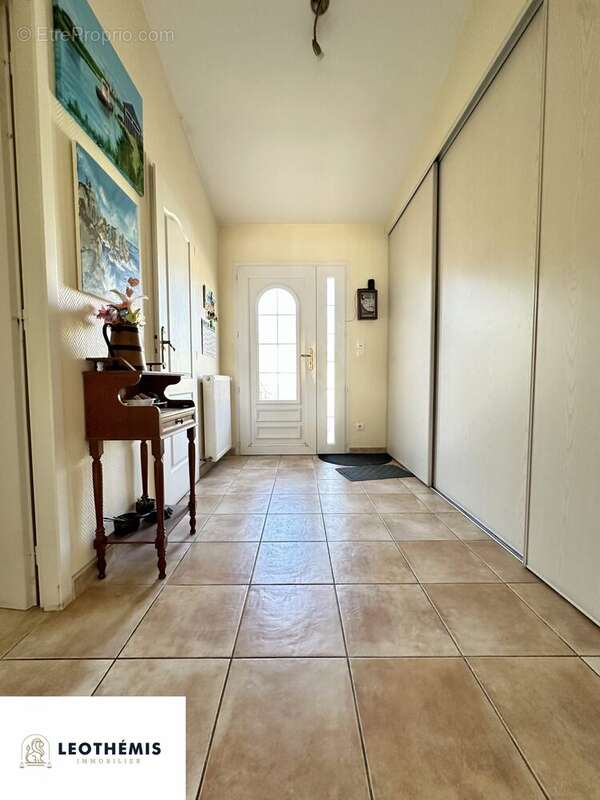 Maison à BOURCEFRANC-LE-CHAPUS