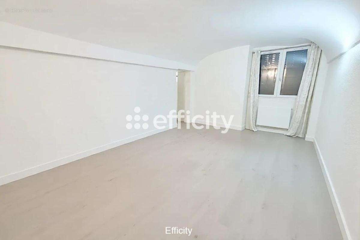 Appartement à LYON-1E