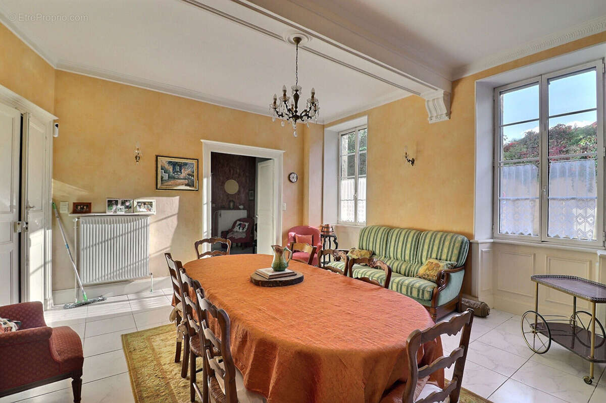 Maison à SAINT-SEVER