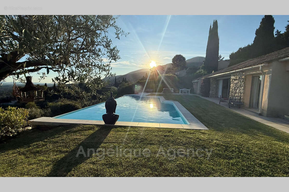 Maison à VENCE