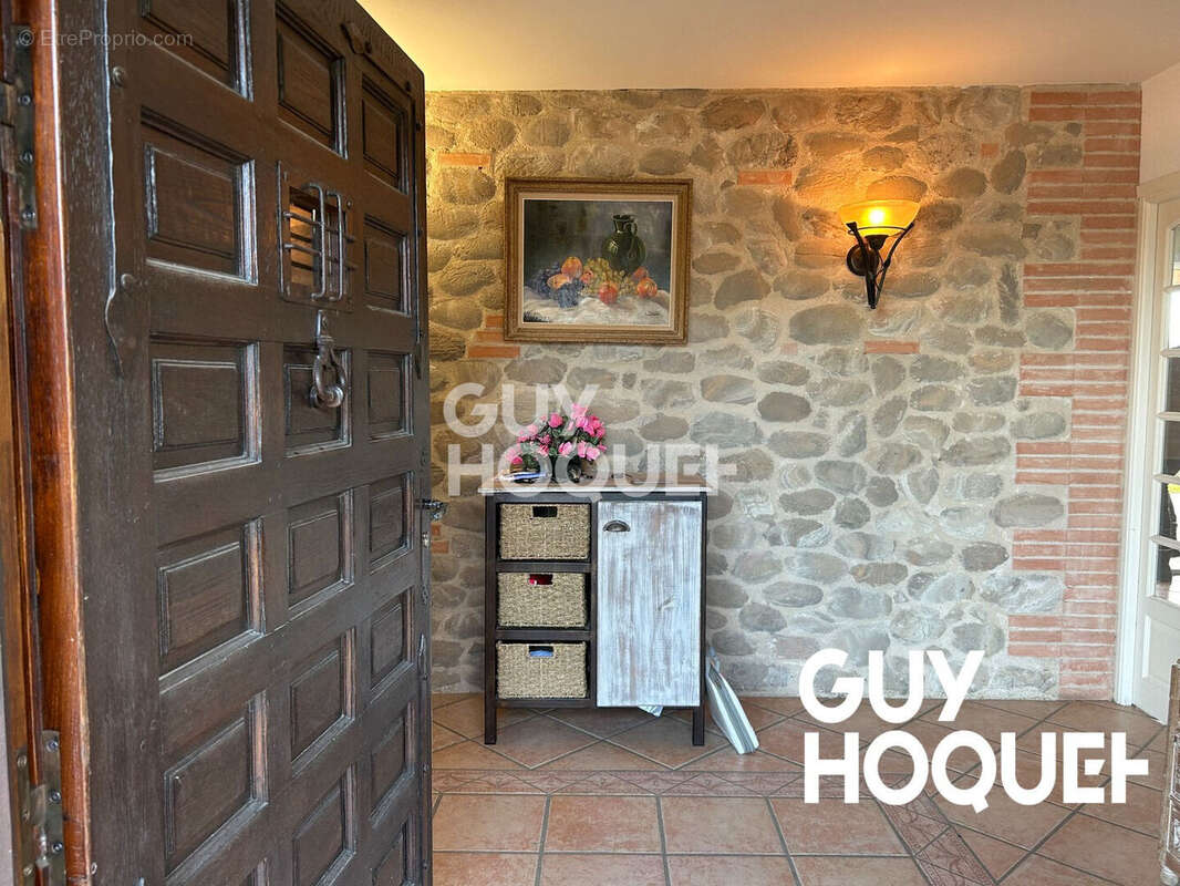 Maison à VILLENEUVE-DE-LA-RAHO