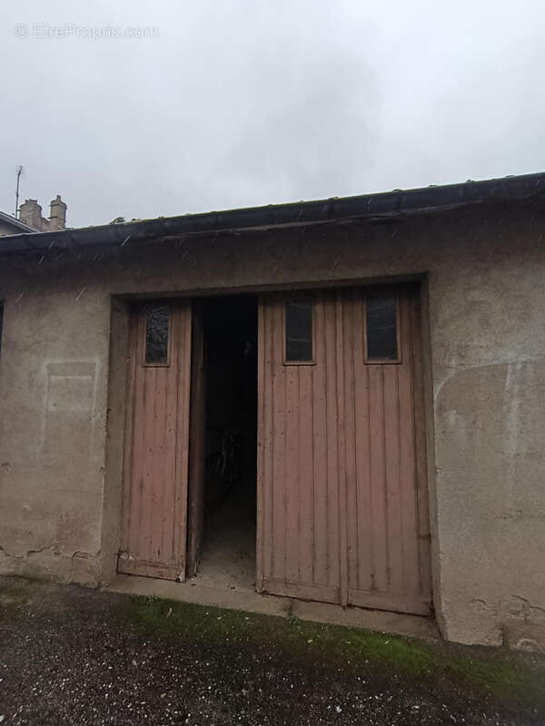 Maison à DAMELEVIERES