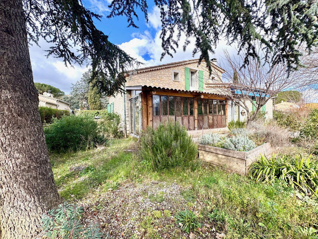 Maison à VAISON-LA-ROMAINE