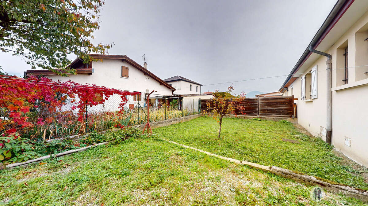 Maison à ECHIROLLES