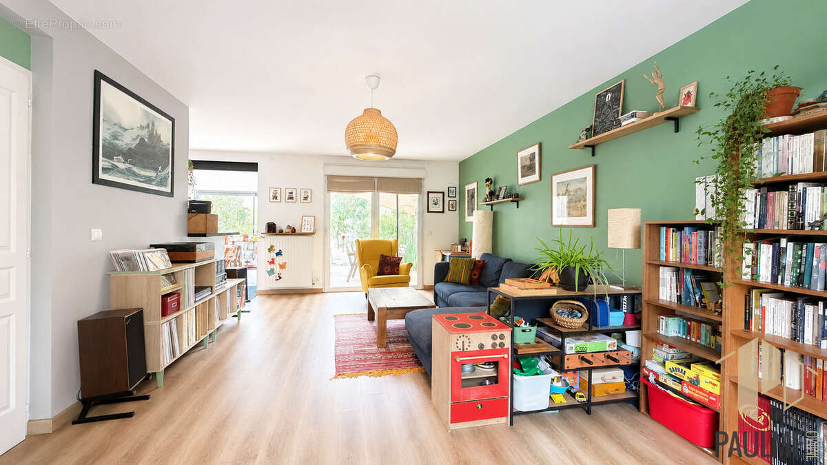 Maison mitoyenne t4 - 118 m2 - garage - thoiry centre 01710 - photo 8