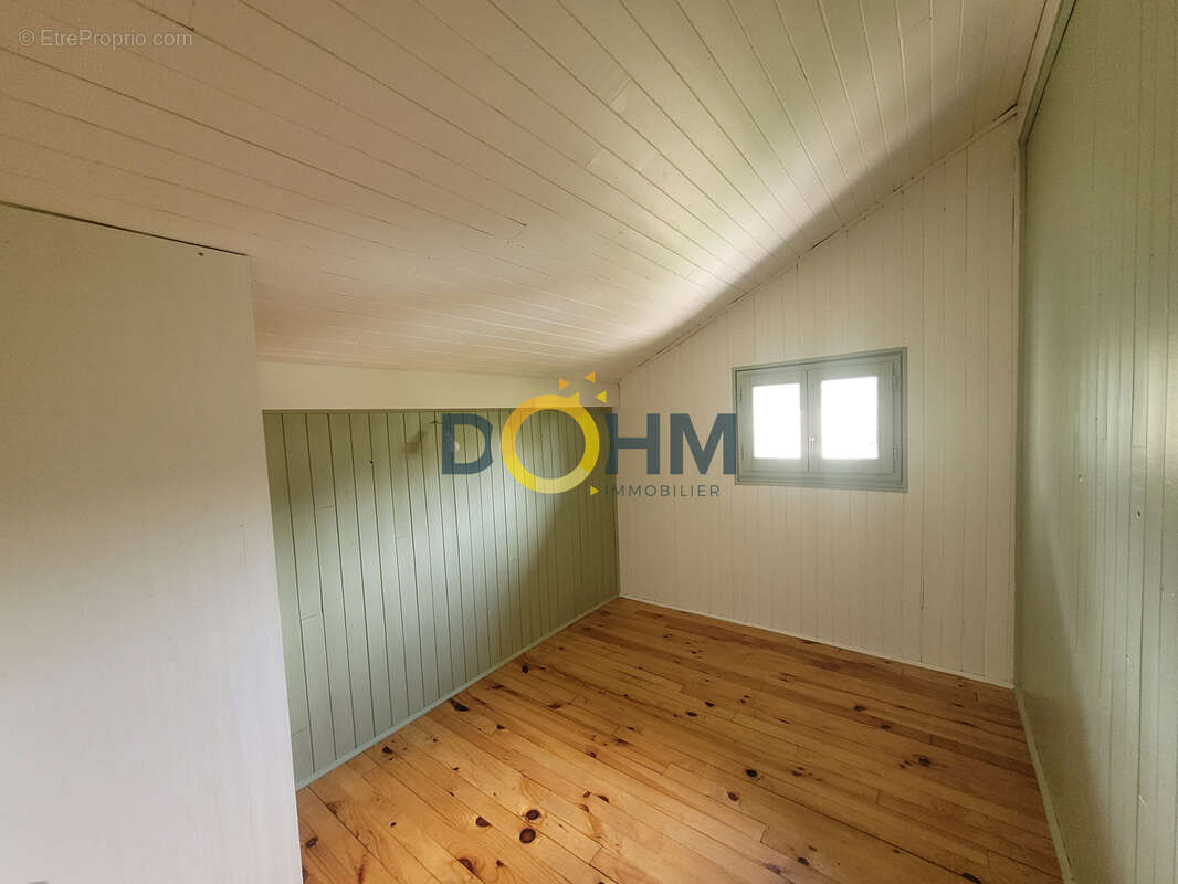 Apinac, Chalet 86m2 habitables avec dépendances et grand jardin - photo 6