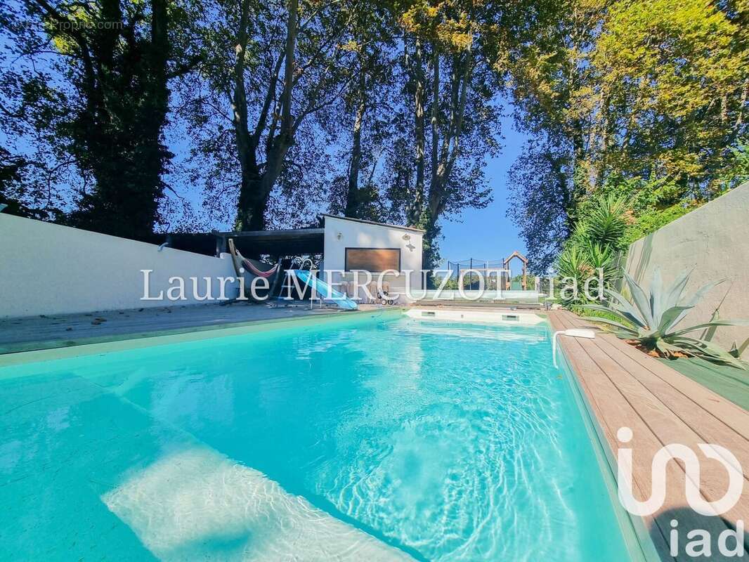 Maison 197 m² à Saint-Cyprien  - photo 2