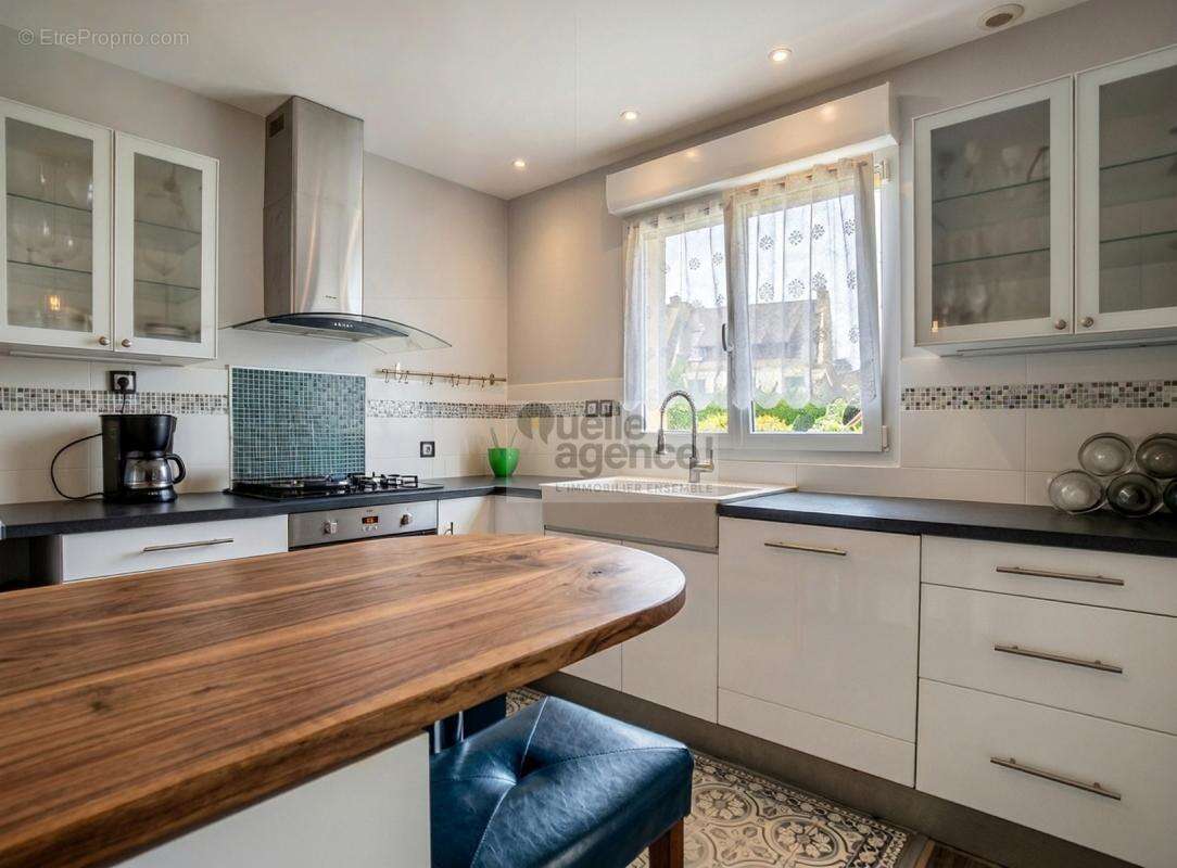 Maison familiale au Relecq-Kerhuon sur sous-sol complet - photo 9