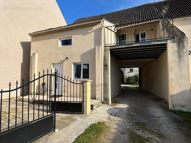 Maison à LA FERTE-SOUS-JOUARRE