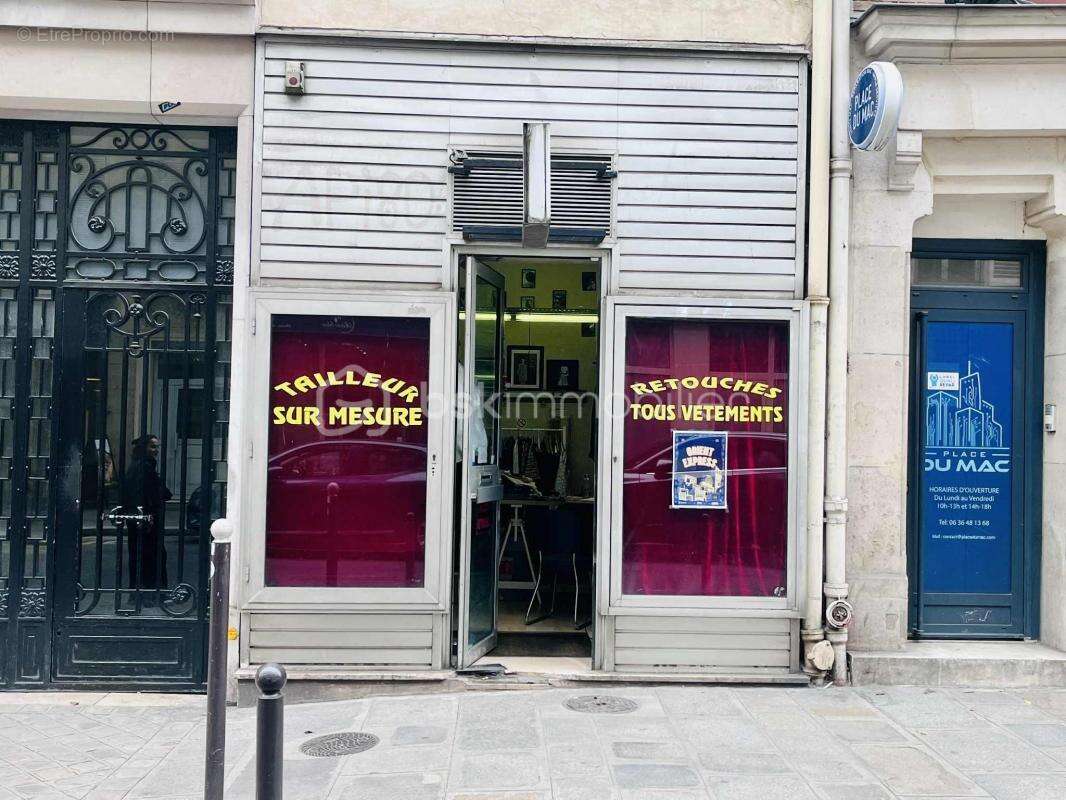 Commerce à PARIS-9E