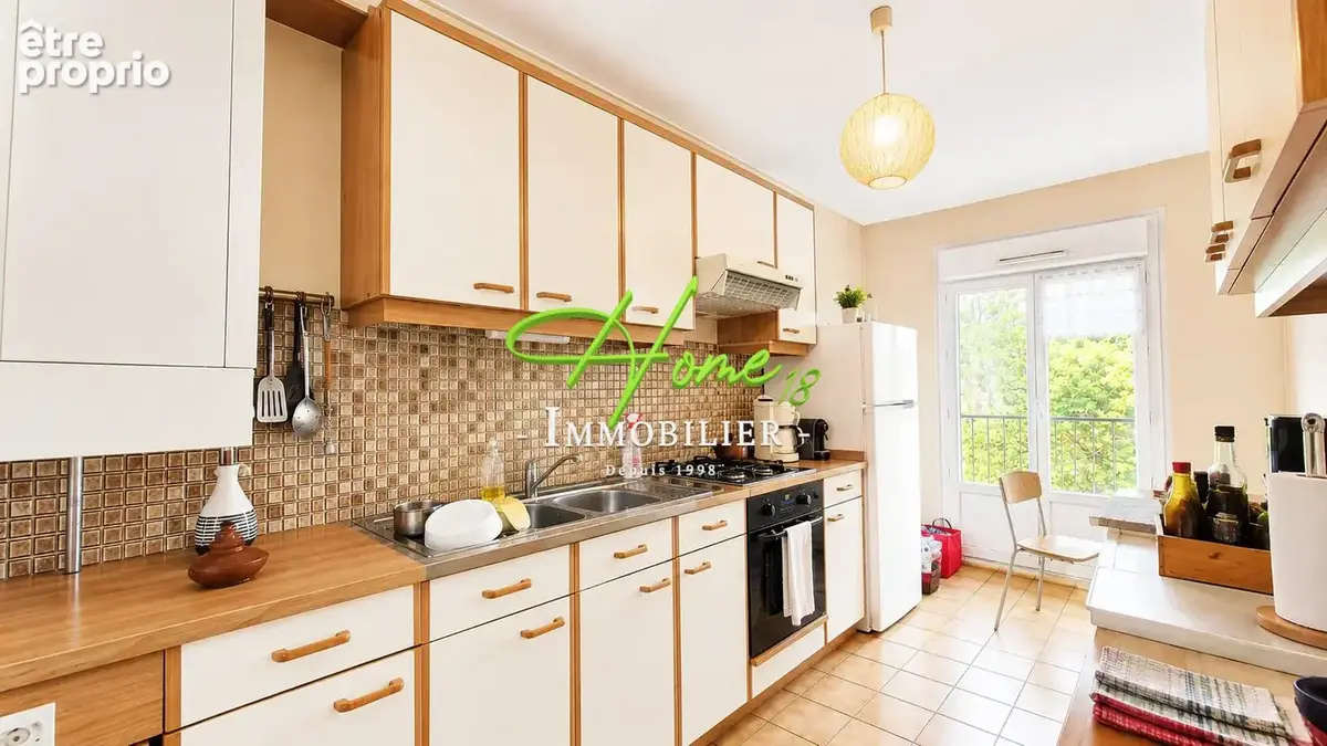 Maison 5 pièces 97 m² à vendre à Saint-Germain-Du-Puy (18390) - photo 3