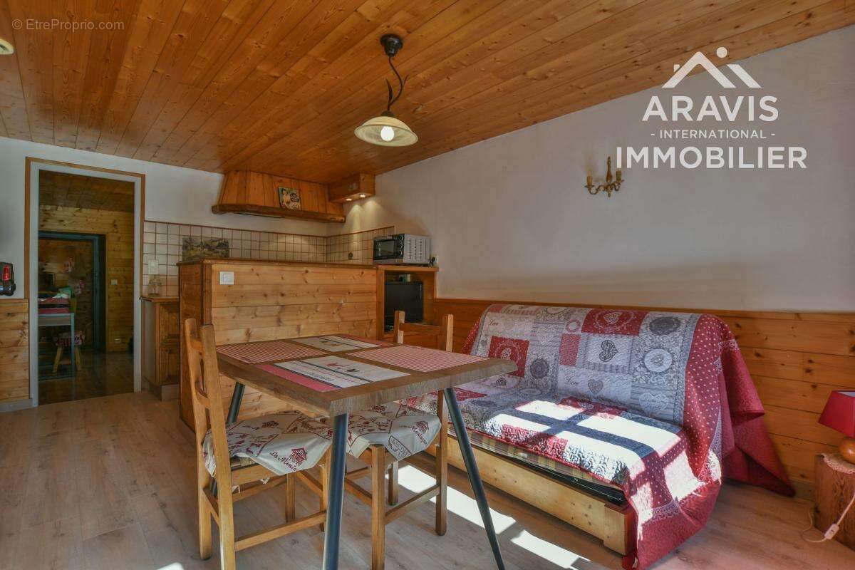 Maison à LE PETIT-BORNAND-LES-GLIERES