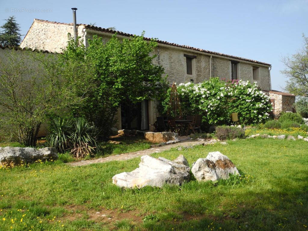 Maison à QUINSON