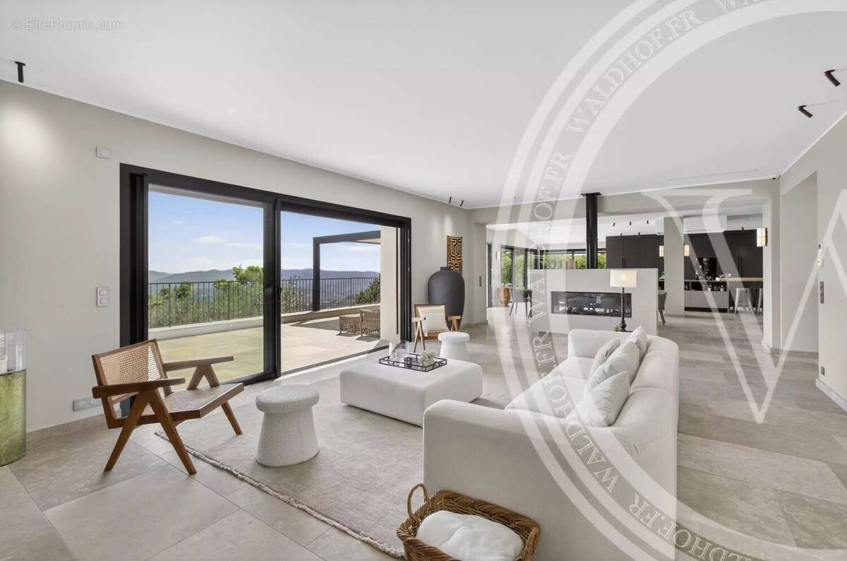 Maison en pierre élégante avec vue Mer et les montagnes - photo 73
