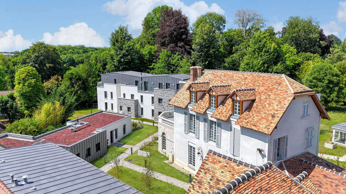 Appartement à RUBELLES