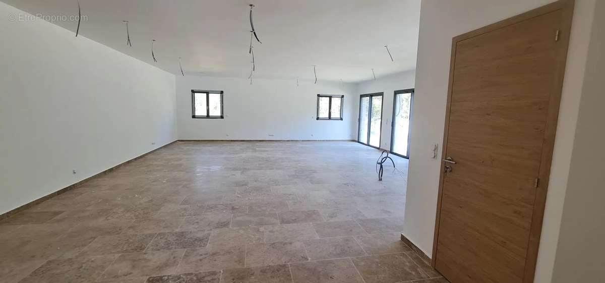 Maison à PRUNELLI-DI-FIUMORBO