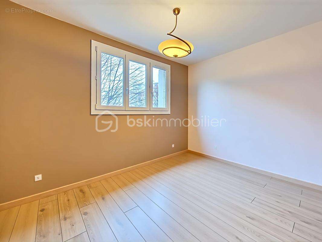 Appartement à ROSNY-SOUS-BOIS