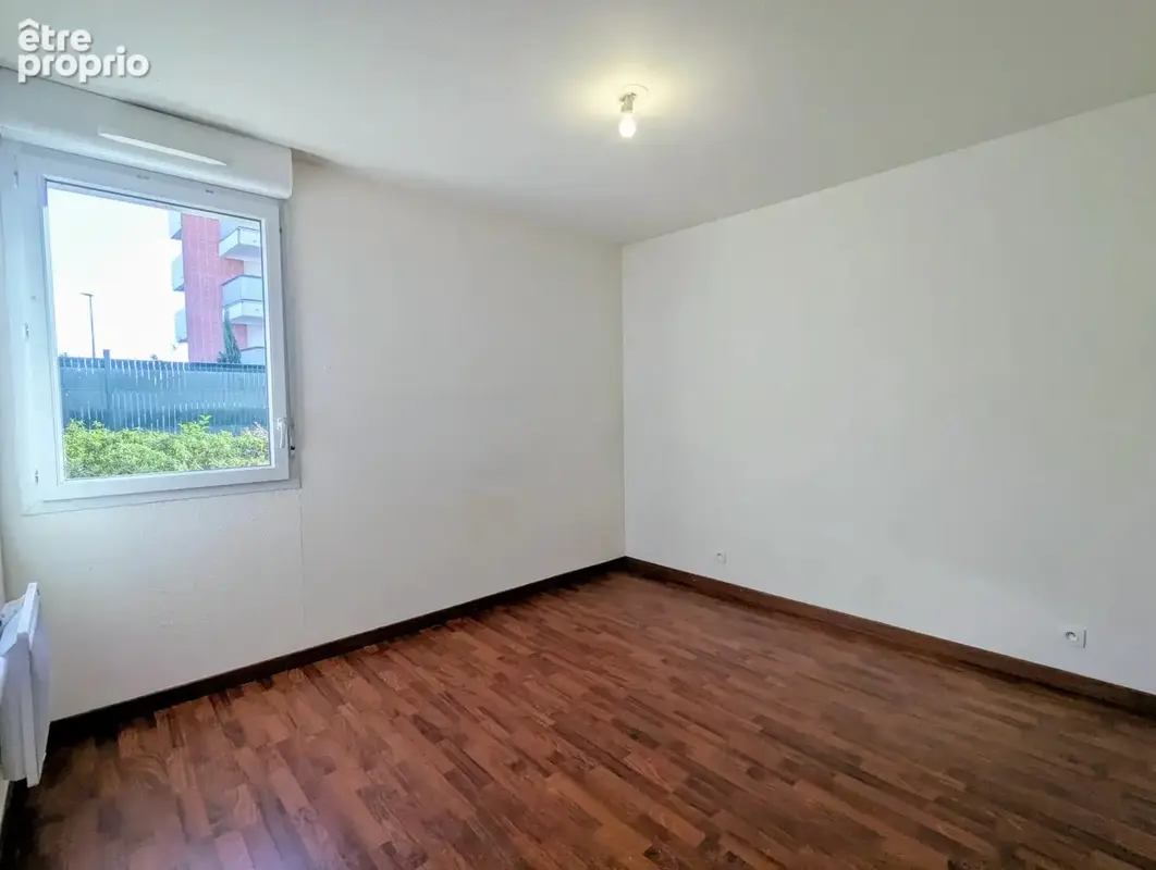 Appartement T3 + parking souterrain / TOULOUSE - Route de Launaguet - photo 9