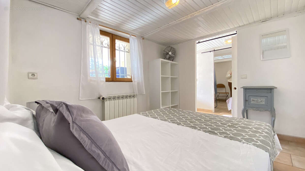 Maison à VALLAURIS