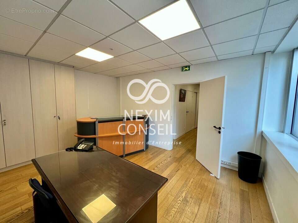 Commerce à LEVALLOIS-PERRET