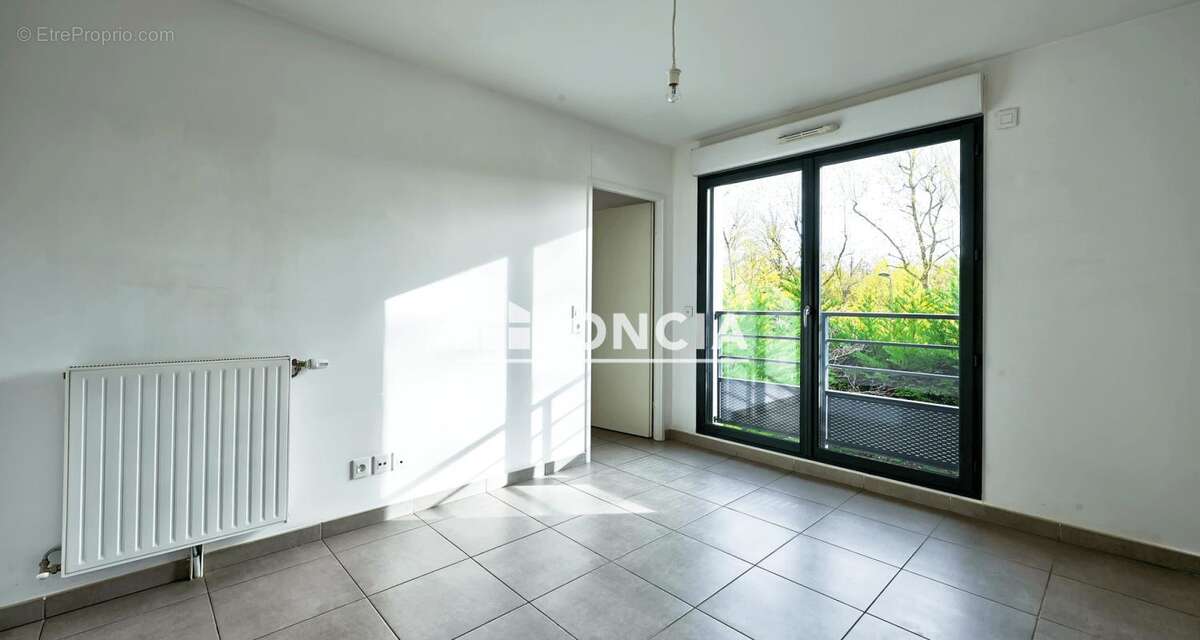 Appartement à SAINT-CYR-L&#039;ECOLE