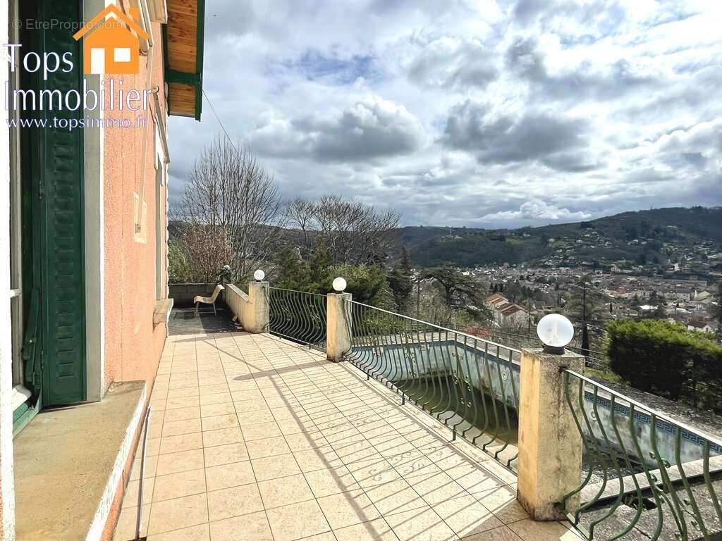 Maison à VILLEFRANCHE-DE-ROUERGUE