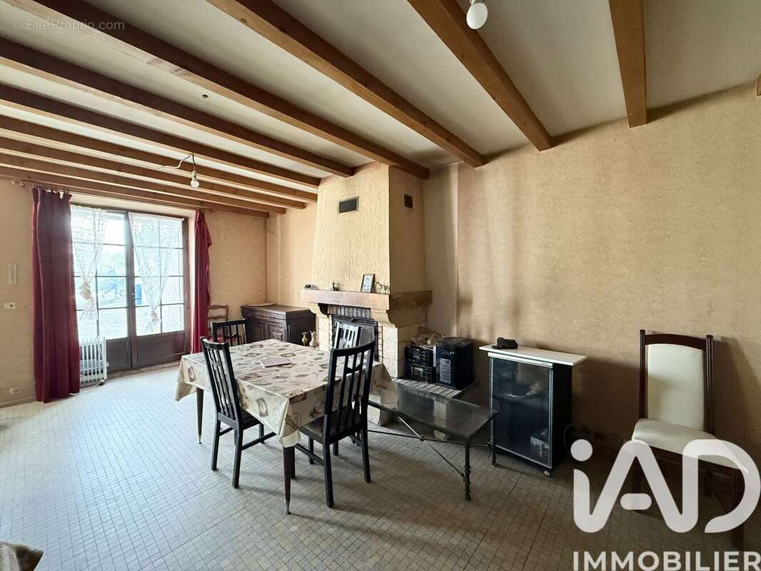 Photo 5 - Maison à LA CHAPELLE-GAUTHIER