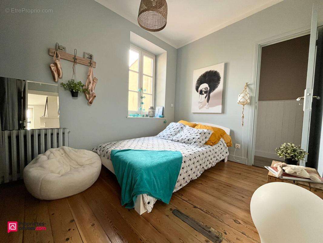 Maison à SAINT-SULPICE