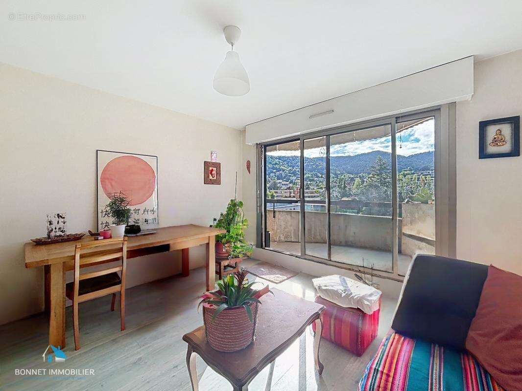 Appartement à CHAMALIERES