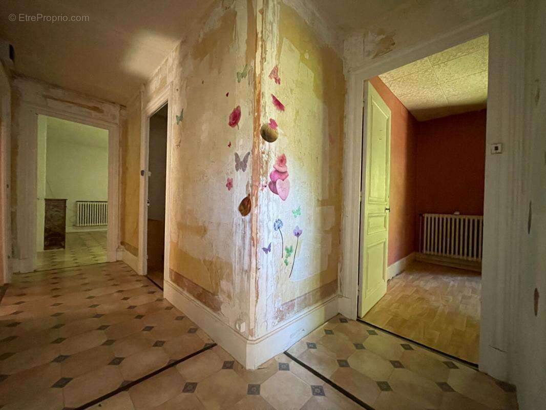 Maison à SAINT-RAMBERT-EN-BUGEY