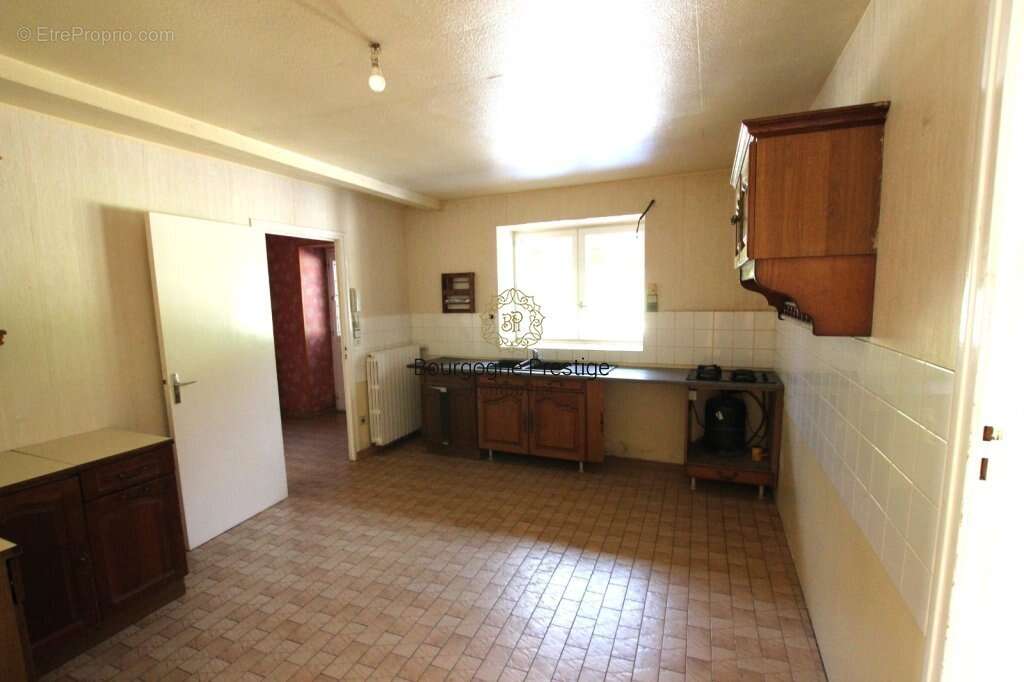 Maison à CUISERY