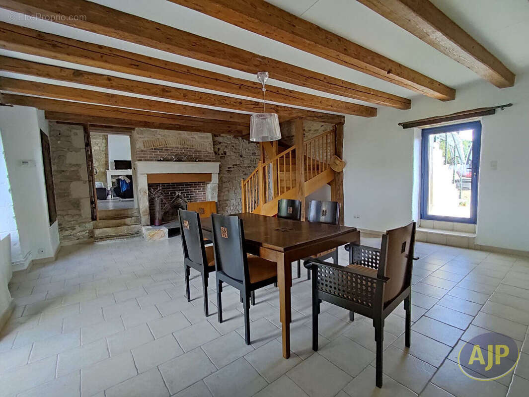 Maison à LA BRETONNIERE-LA-CLAYE