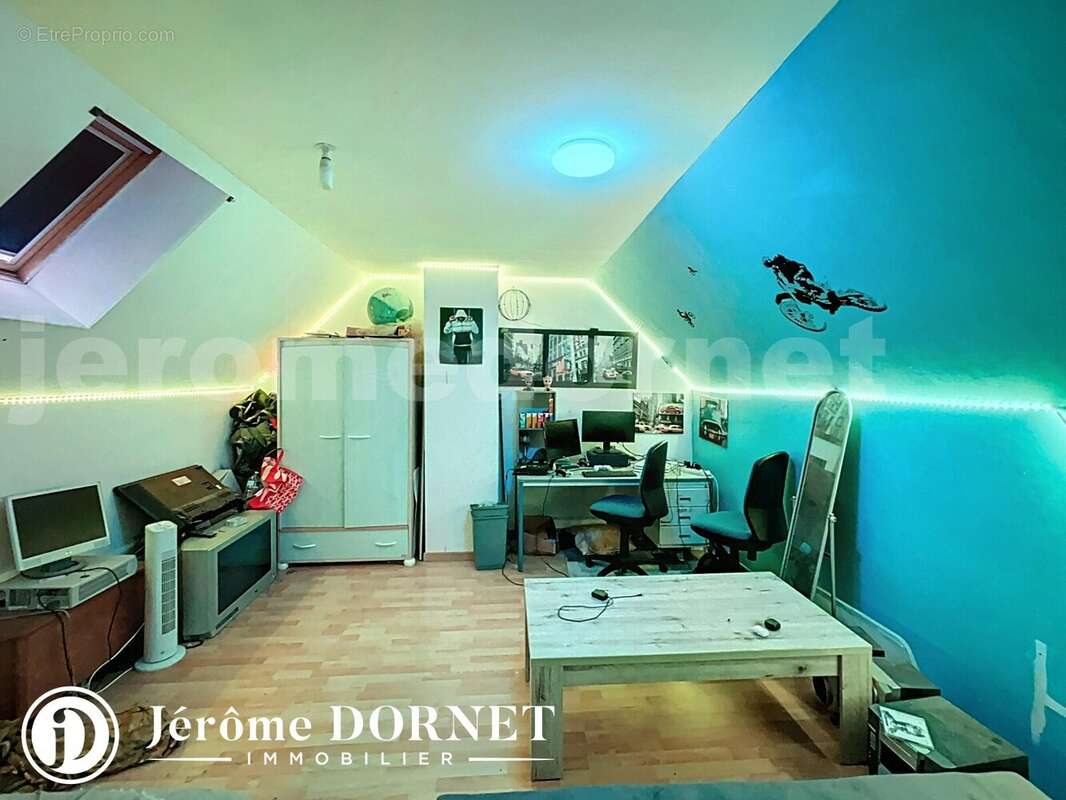 del_00010 - Maison à CREVECOEUR-LE-GRAND