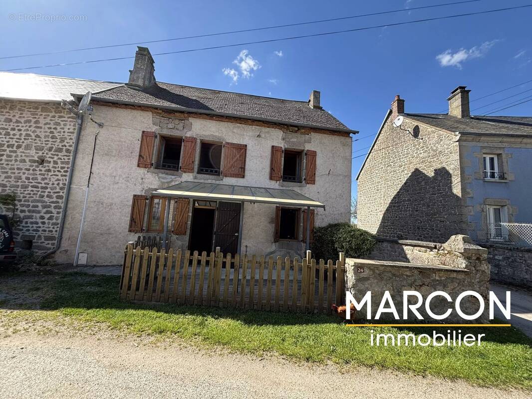 Maison à CHAMPAGNAT