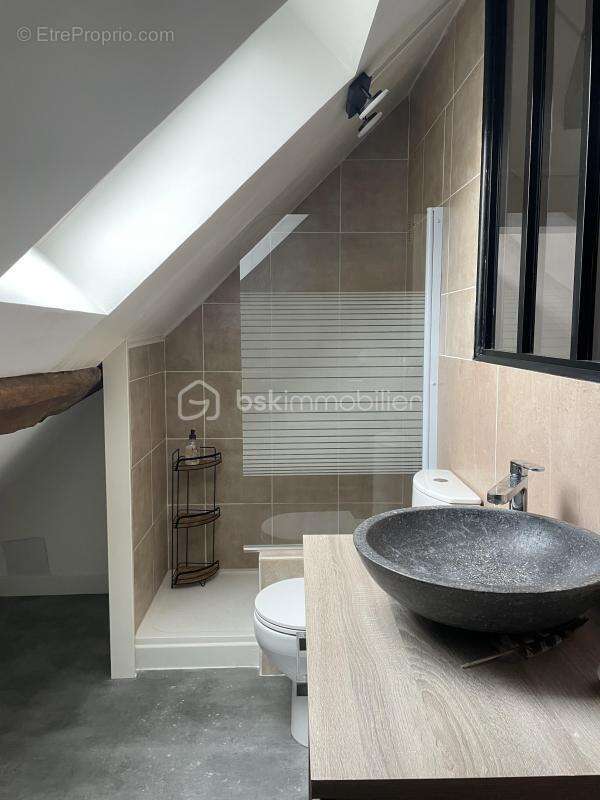 Maison à VILLENEUVE-LA-GUYARD