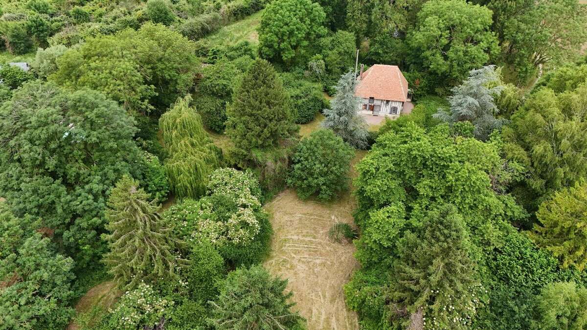 Maison à SAINT-PIERRE-SUR-DIVES