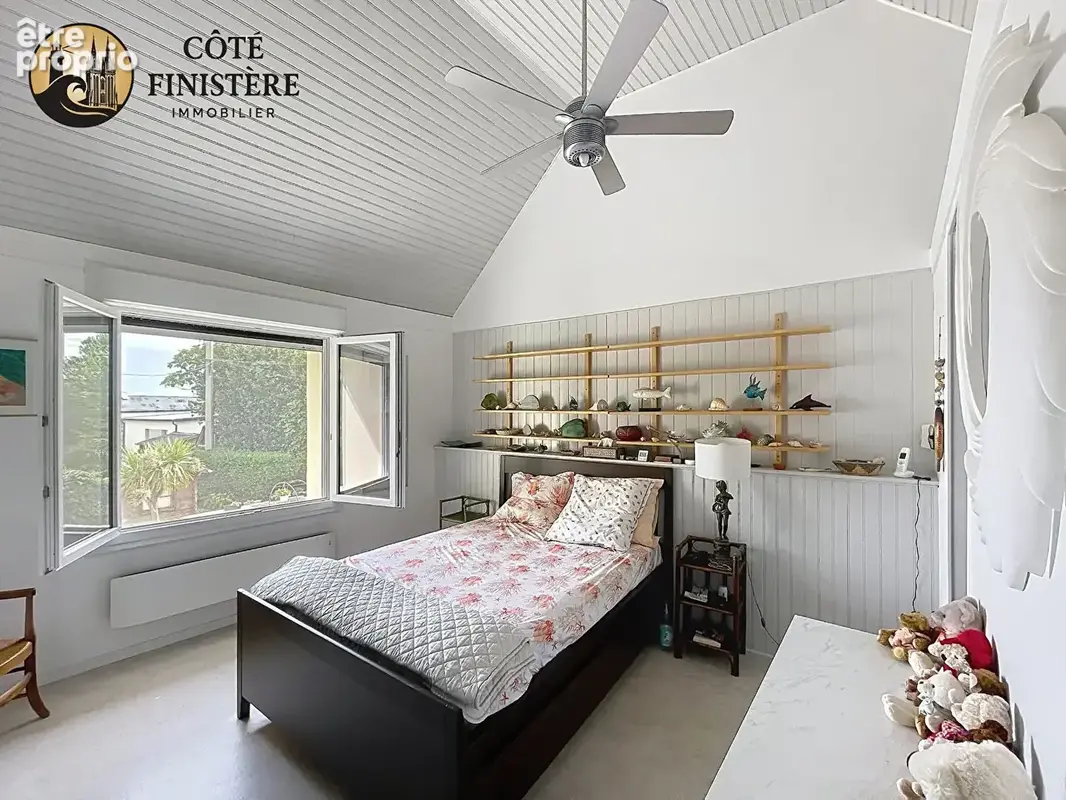 En exclusivité ! Maison de charme avec studio à 800 m de la plage des Sables Blancs ! - photo 13