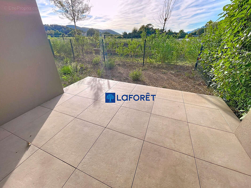 Appartement à HYERES