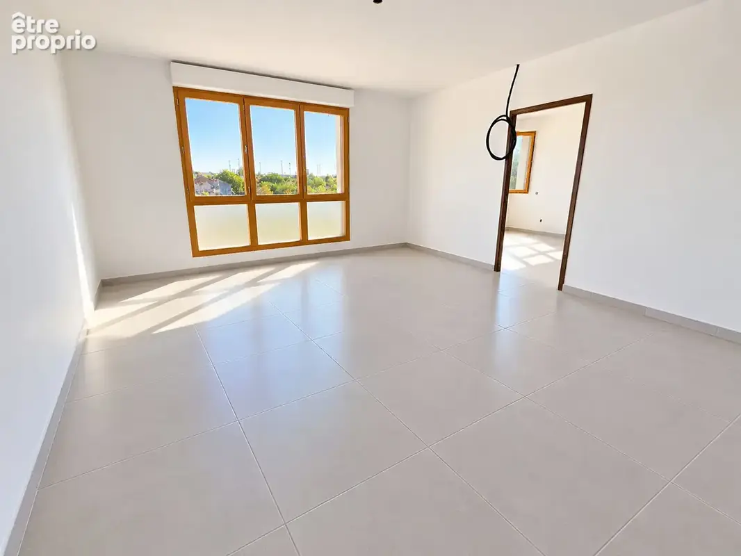 Appartement 3 pièces 67 m2 + Loggia ! BLAGNAC ! - photo 2
