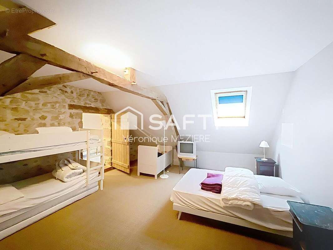 Maison 157 m² à Gesvres  - photo 4