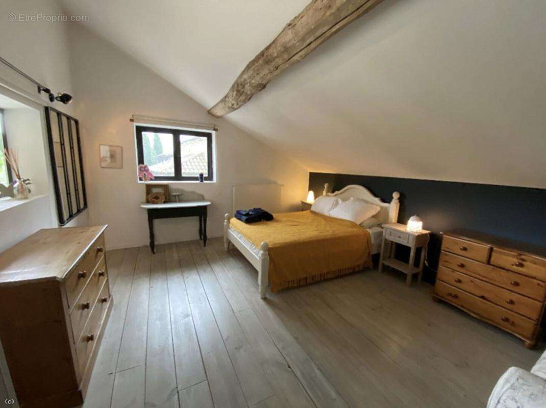 Grange convertie en loft avec maison d'amis, piscine chauffée et dépendances - photo 10