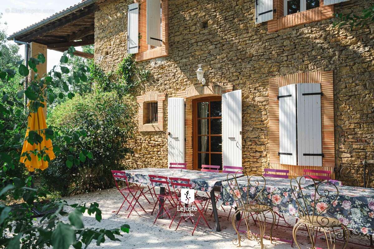 Maison 567 m² à Revel  - photo 3