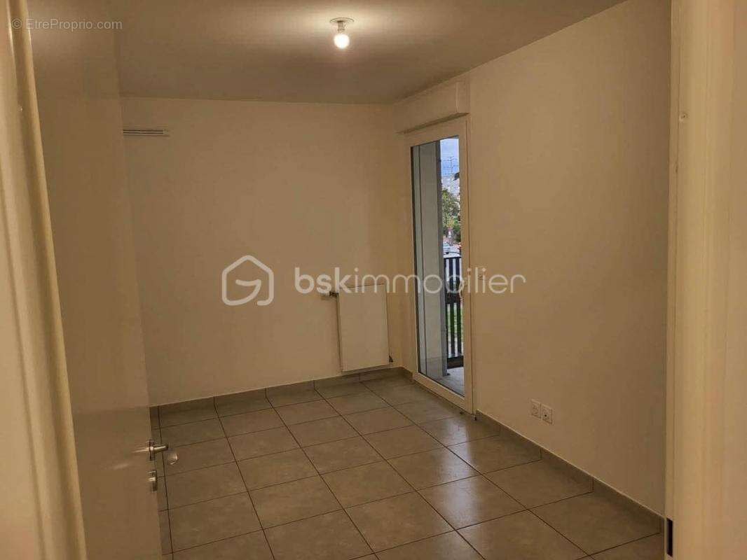 Appartement à SAINT-FONS