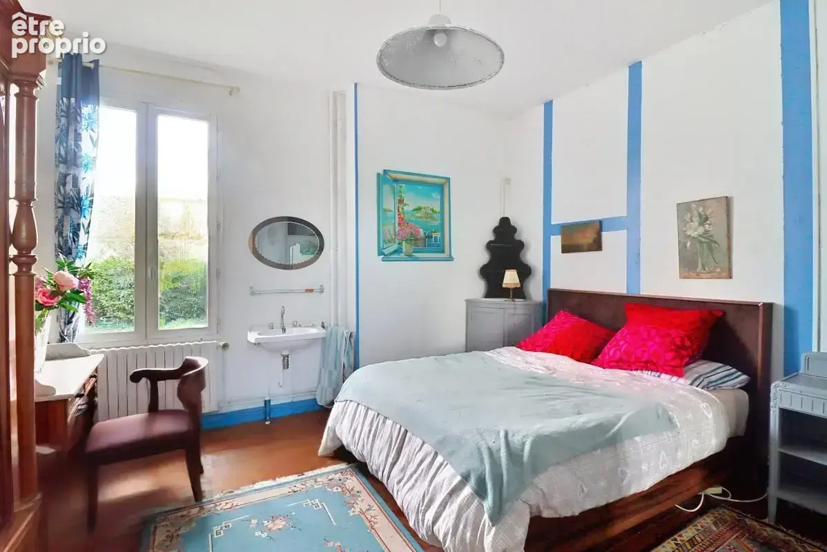 Maison de caractère en pierre de 8 pièces, 5 chambres. 200 m²- DPE C , Saint-Dizant-du Gua - photo 19